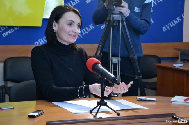 Вусенко віддала печатку Поліщуку, але не визнає законність його роботи