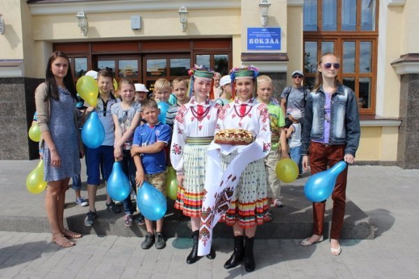 На відпочинок до Луцька прибули діти з Волновахи. ФОТО