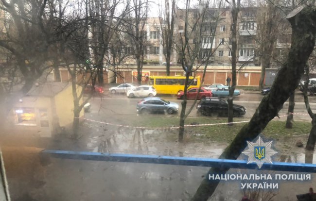 В Одесі п'яний чоловік відкрив стрілянину по перехожих та автівках