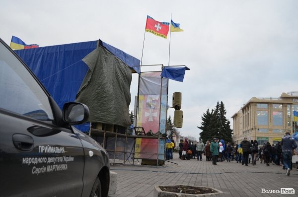 П'ятий день Нового Майдану у Луцьку. ФОТО