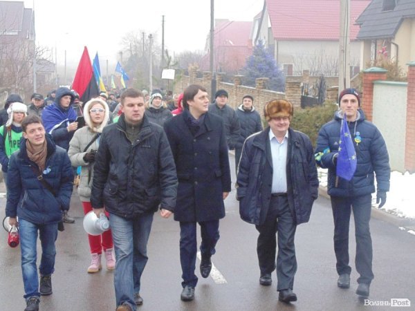 Опозиціонери на марші