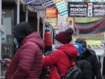 У «червоній» зоні відвідуваність торгових закладів впала на 90%, – луцька підприємиця