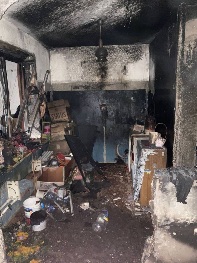 У Володимирі вночі сталась пожежа у багатоповерхівці, евакуйовували 30 людей. ФОТО