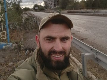 Нацгвардієць з Волині розповів про бої на Запоріжжі та весілля на початку війни. ВІДЕО