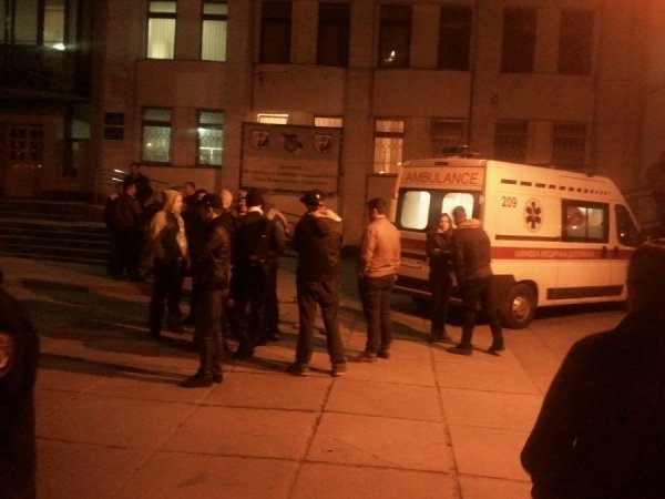 У райдержадміністрації Києва сталася стрілянина: є постраждалі. ФОТО