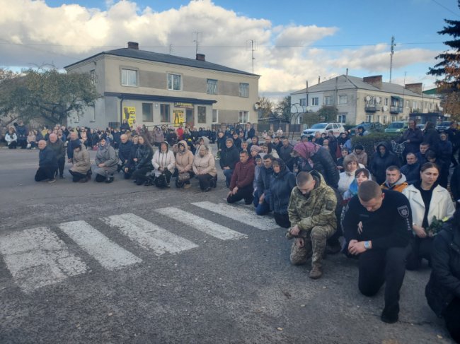 Із Воїном Володимиром Степашуком волиняни прощалися навколішки