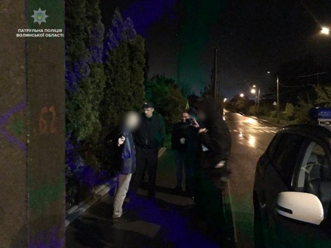У Луцьку п'яний водій хотів відкупитися від патрульних. ФОТО. ВІДЕО