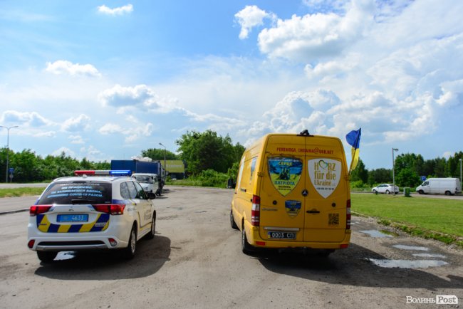 Луцьк попрощався із загиблим на Сході воїном Іллею Струком. ФОТО
