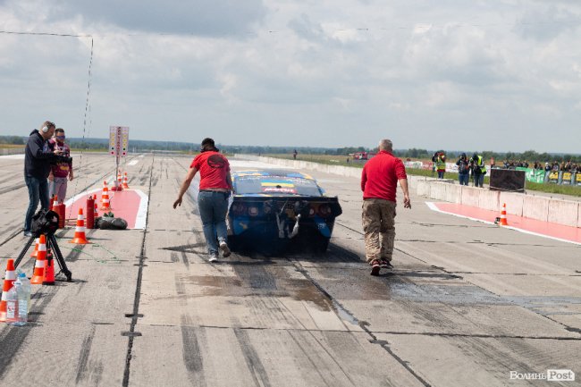 У Луцьку відбулися видовищні авто- і мотогонки. ФОТОРЕПОРТАЖ