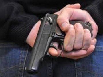 Погрожував пістолетом та обіцяв застрелити: судитимуть волинянина, який тероризував заправку 