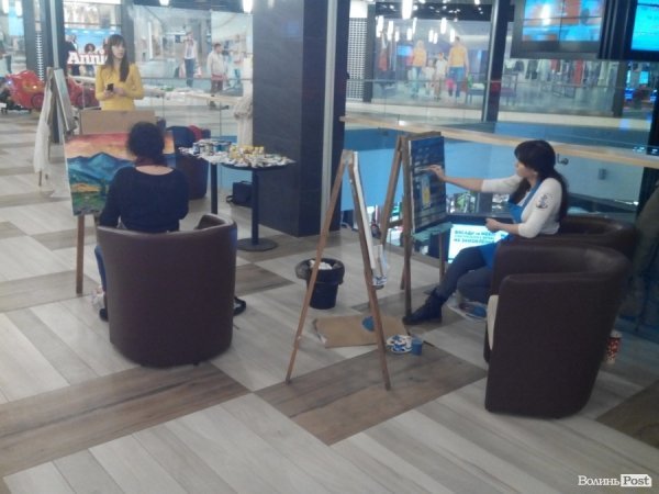  У Луцьку збирали гроші на амуніцію для Майї Москвич. ФОТО