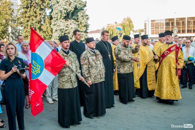 У Луцьку вшанували пам'ять загиблих воїнів АТО. ФОТО