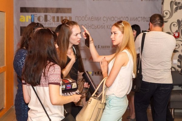 Перший мистецький форум у Луцьку «WestArt Forum UA»: сучасне мистецтво має бути провокаційним. ФОТО