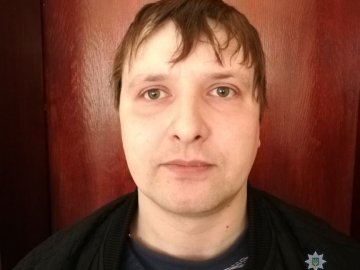 У Луцьку затримали злодія, який крав гаманці у маршрутках. ФОТО