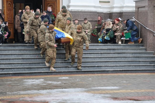 Майстер спорту України, тренер та суддя: у Луцьку попрощалися з військовослужбовцем Олексієм Бондаренком