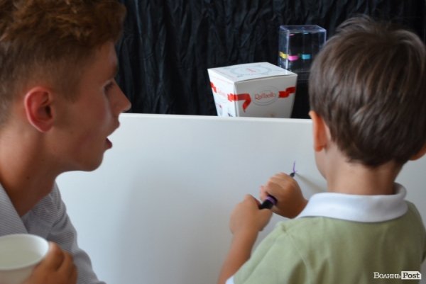 Молодий художник намалював підсвідомість 