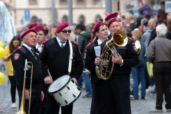 Парад з нагоди 760-річчя Львова. ФОТО. ВІДЕО