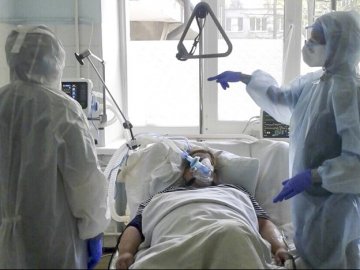 На Волині у чотирьох лікарнях зайняті усі ліжка із киснем