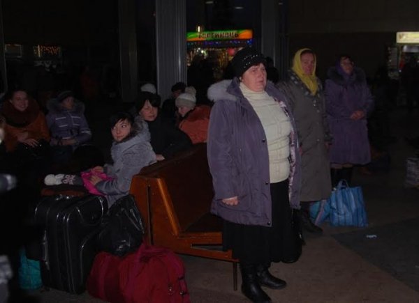 На луцькому автовокзалі влаштували флешмоб. ФОТО. ВІДЕО