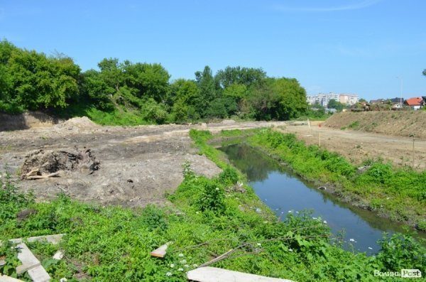 У Луцьку біля Сапалаївки буде скейтпарк і роледром. ФОТО