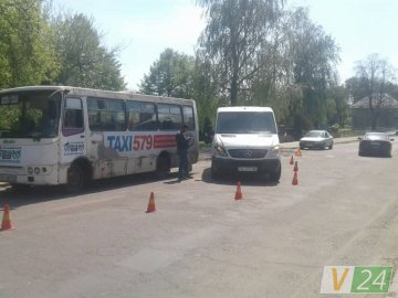 У Луцьку бус зіткнувся з маршруткою