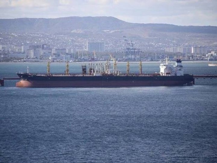 Росії нема куди діти сиру нафту, яка просто накопичується в морі