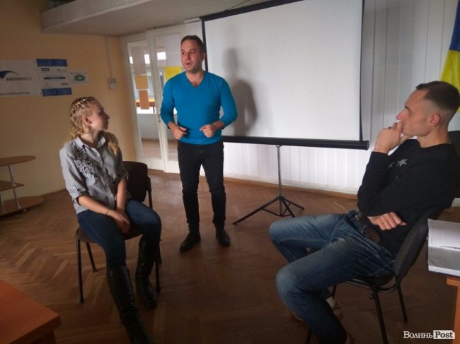 Як у Луцьку навчають майбутніх телезірок. ФОТО