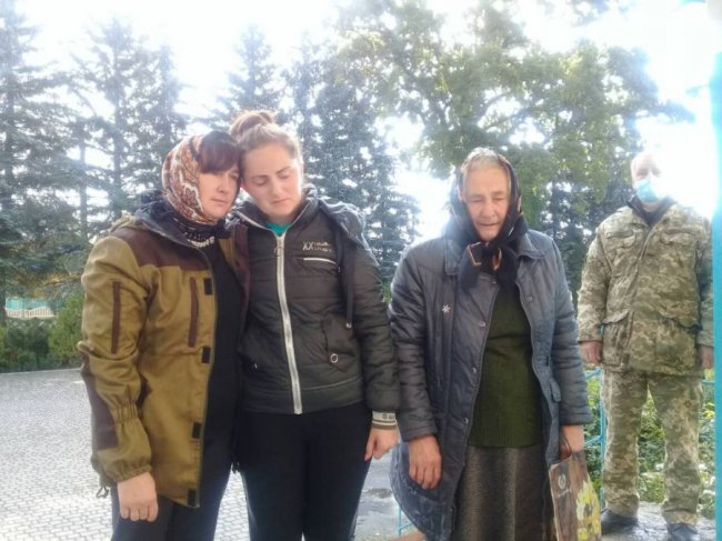 У школі на Волині встановили меморіальну дошку загиблому на Сході Герою. ФОТО