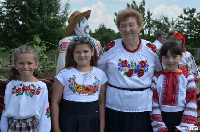 Новий майданчик і перше велике гуляння: в Оздові біля Луцька відсвяткували День села. ФОТО