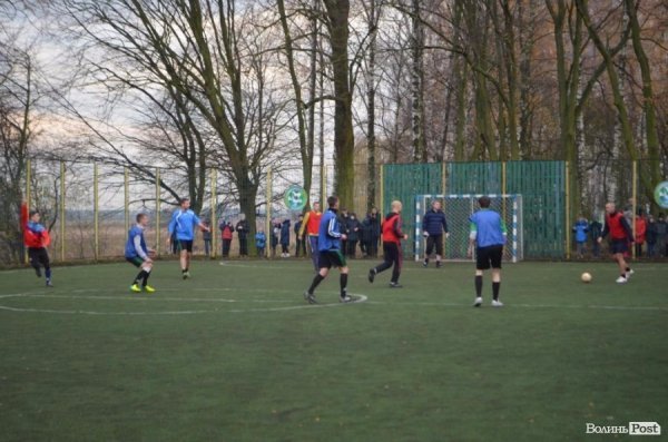 Футбол «Гузь vs Парасюк» – «перемогла дружба»