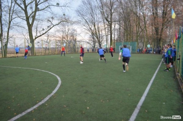 Футбол «Гузь vs Парасюк» – «перемогла дружба»