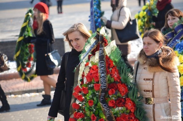 Луцьк провів в останню путь Героя АТО Валерія Марцинюка. ФОТО 