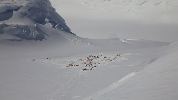 Волиняни підкорили найвищу гору Північної Америки – Мак-Кінлі. ФОТО 