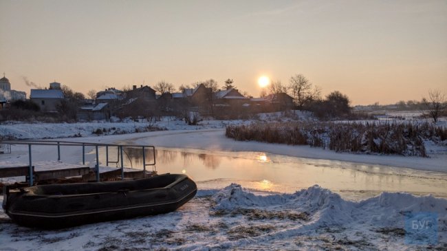Як у Володимирі-Волинському освячували воду у річці. ФОТО