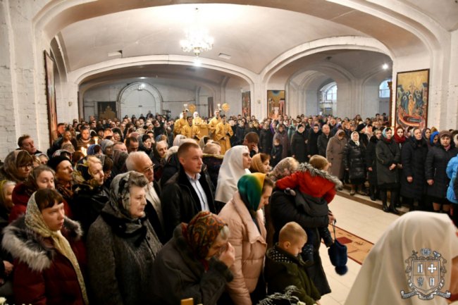 У луцькому храмі відправили святкову службу. ФОТО