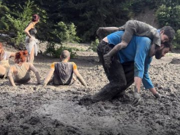 У Грузії стався зсув ґрунту на курорті: 6 загиблих, багато зниклих безвісти