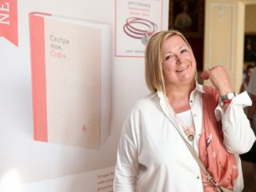 Якість, читач, традиції: які слова потрапили в «Абетку» Лариси Івшиної