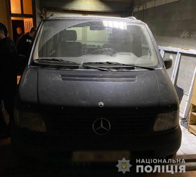 На Київщині невідомі викрали підприємця та вимагали у нього 2 мільйони доларів. ФОТО