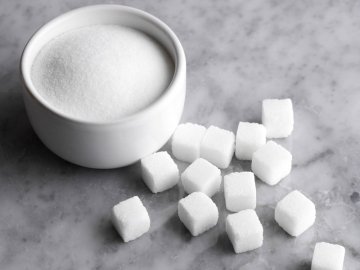Волинських цукроробів лякають штрафами за високі ціни на цукор
