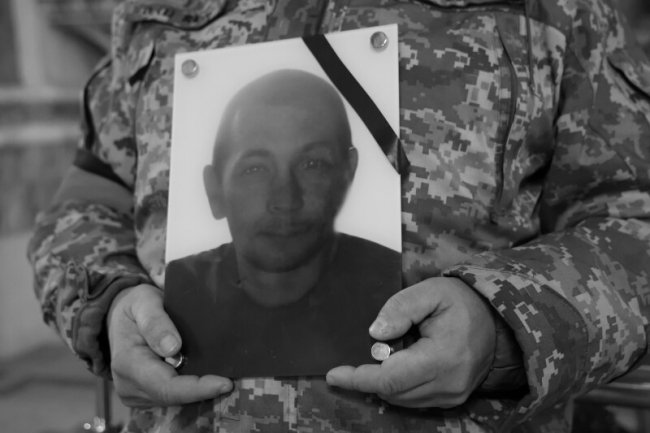 Навіки 45: Луцька громада попрощалася із захисником України Сергієм Лазарєвим