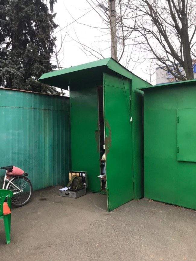 На Волині чоловік, який перебуває у розшуку, обікрав контейнер