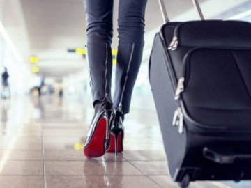 Як вибрати валізу ручну поклажу? Поради від Vseceni.ua*