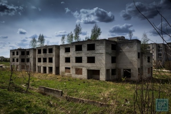 У Нововолинську закинутий дитячий садок став притоном для наркоманів. ФОТО