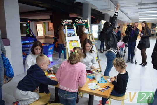 У РЦ «Промінь» розіграли путівку до країни LegoLand*