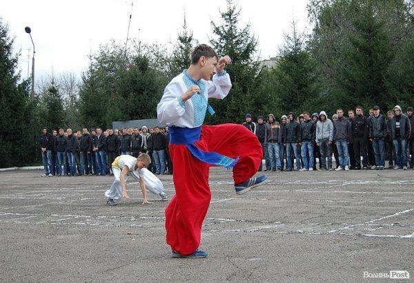 Як волинських юнаків проводжали в армію. ФОТО