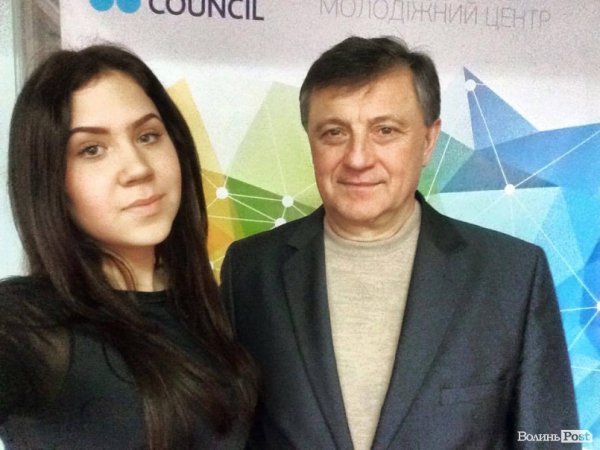 У Луцьку молодіжна рада при Романюку  набирає нових активістів. ФОТО