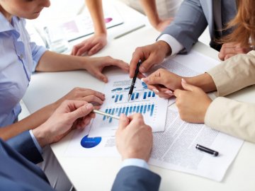 Де і на яку зарплату на Волині шукають менеджерів. ПЕРЕЛІК ВАКАНСІЙ