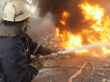 Під час пожежі на Волині жінка отримала опіки обличчя та руки