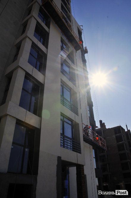 Перший осінній звіт з ЖК «Супернова»: за 4 місяці до здачі*