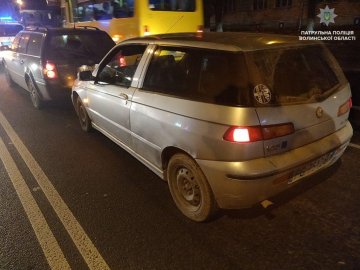 У Луцьку п‘яний «в дрова» водій врізався у Volkswagen